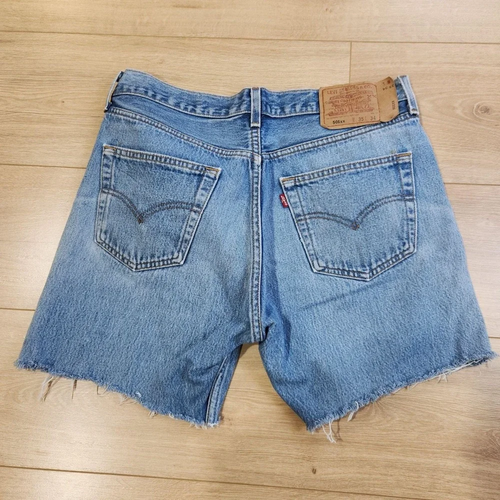 Vintage Y2K Levis 501xx Denim Shorts Mens 32 6